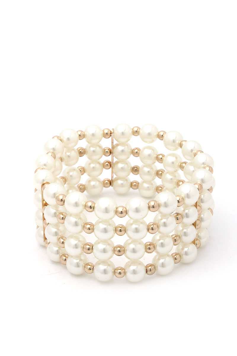 The Pearl Bracelet